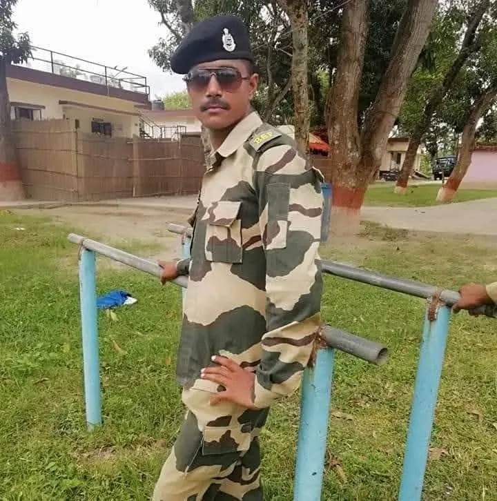 मुंगेर जिला के हवेली खड़गपुर अनुमंडल अंतर्गत जवायद गांव के बीएसएफ चंदन के पंजाब पाकिस्तान बॉर्डर पर हुई करेंट से मौत