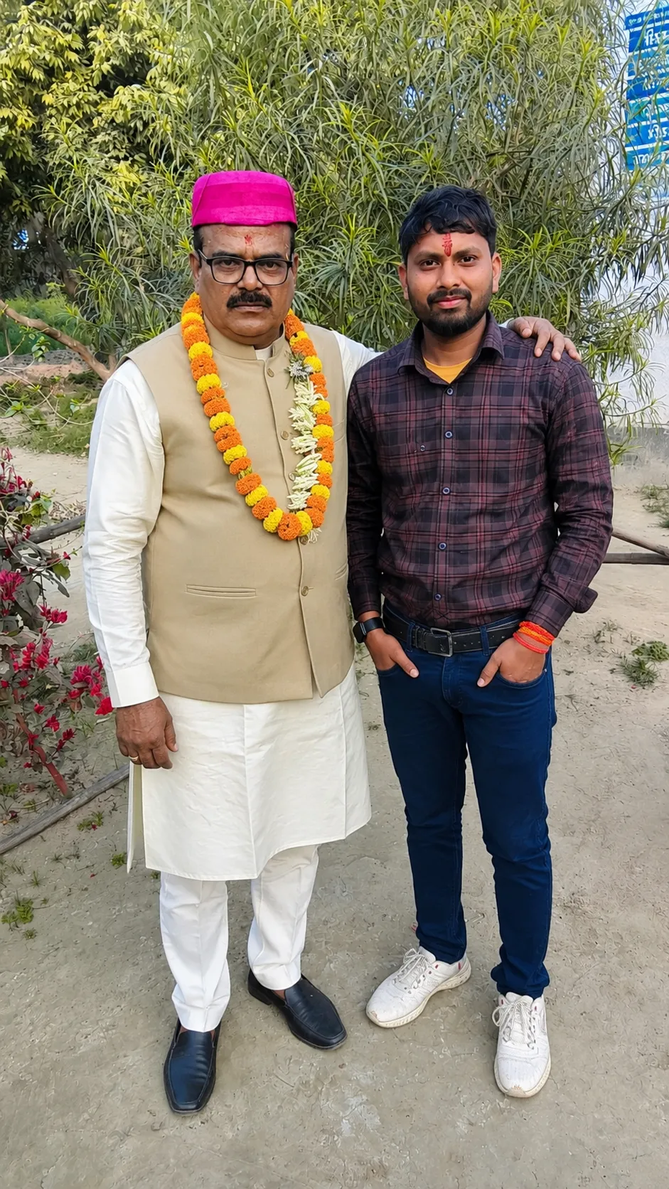 खेसराहा स्कूल से सर को विदाई