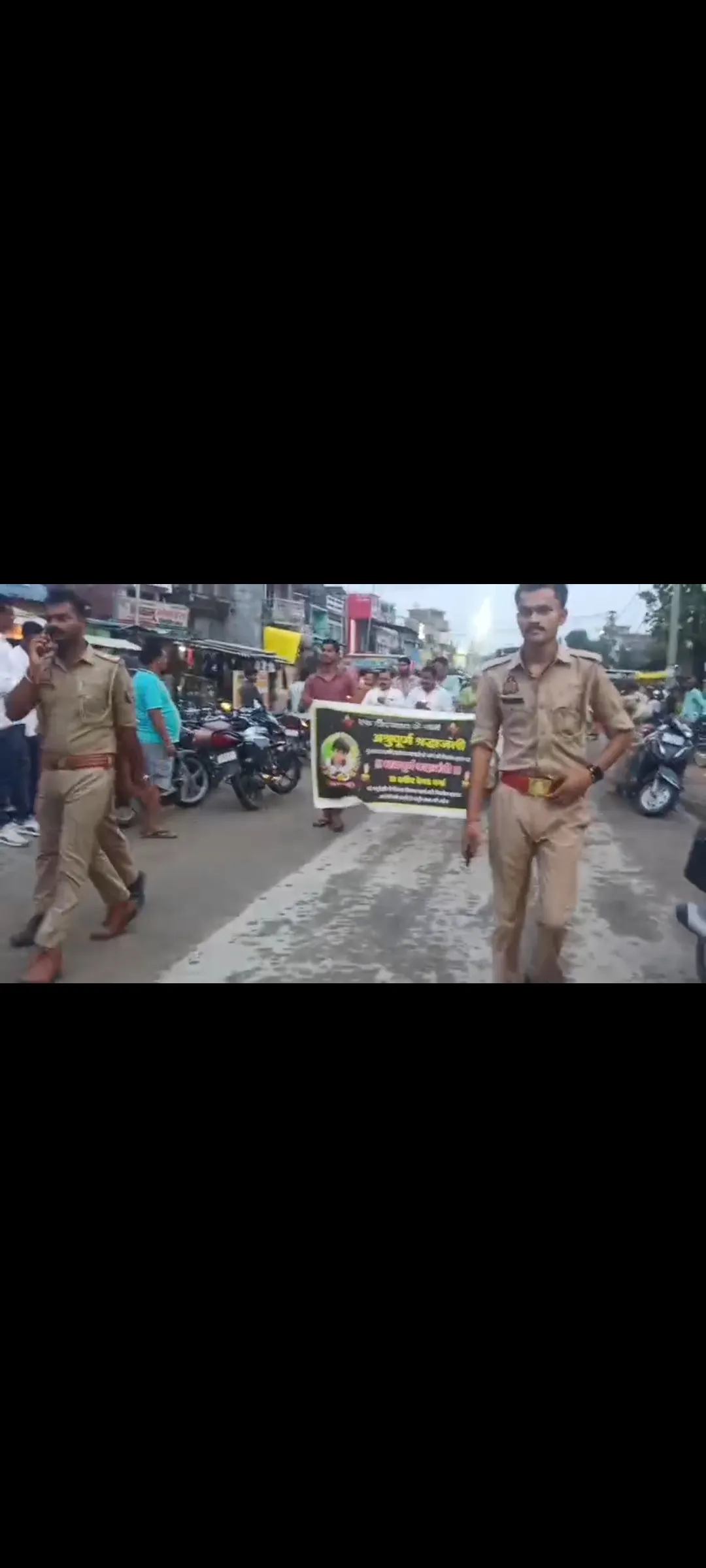 मासुम हत्या के विरोध मे कैडिंल मार्च