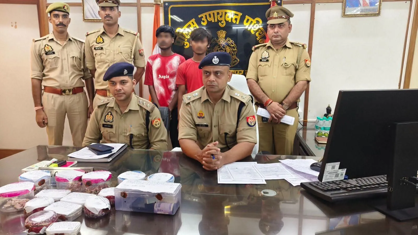 मकनपुर ज्वेलरी शॉप चोरी का खुलासा, 3 आरोपी गिरफ्तार