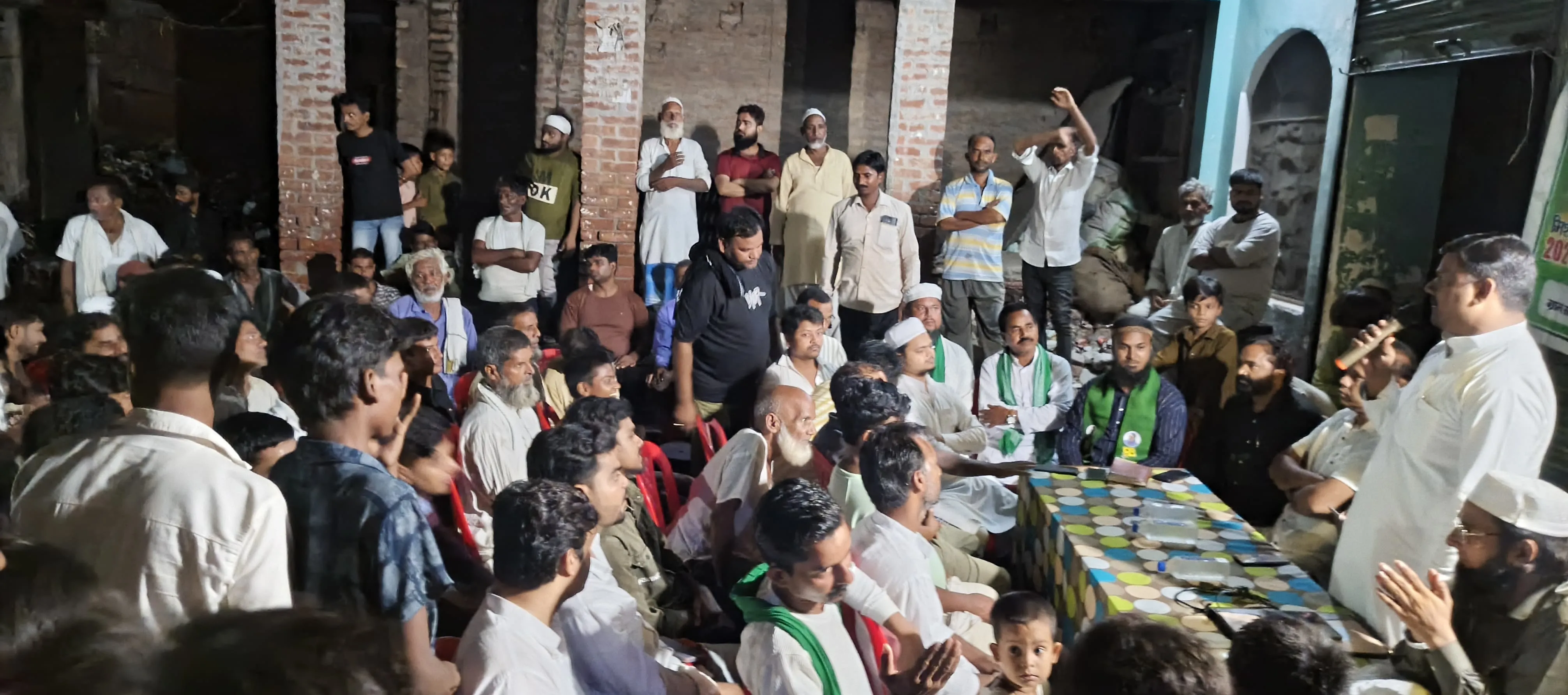 सूरतगंज में नुक्कड़ सभा, मिशन 2027 की तैयारियों पर मंथन; 200 से अधिक सीटों पर चुनाव लड़ने की तैयारी