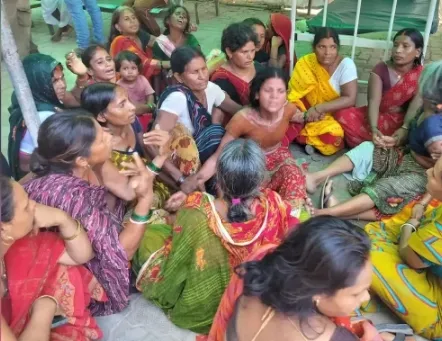 तेज रफ्तार कार और बाइक की जोरदार टक्कर में एक युवक की मौत