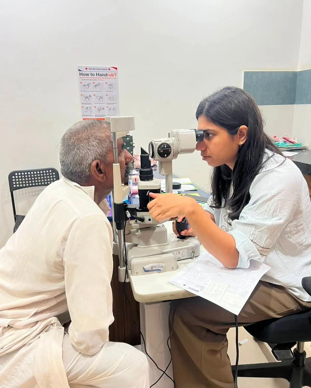 पाली सेवा मंडल अस्पताल में निःशुल्क नेत्र चिकित्सा शिविर, मोतियाबिंद मरीजों के लिए लैन्स प्रत्यारोपण की तैयारी