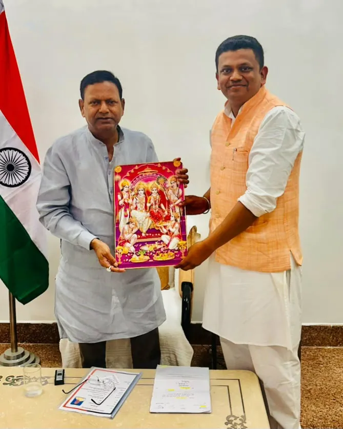भाजपा की मजबूती के लिए शिवम अग्रवाल सक्रिय, प्रदेश अध्यक्ष पंकज चौधरी से की शिष्टाचार भेंट