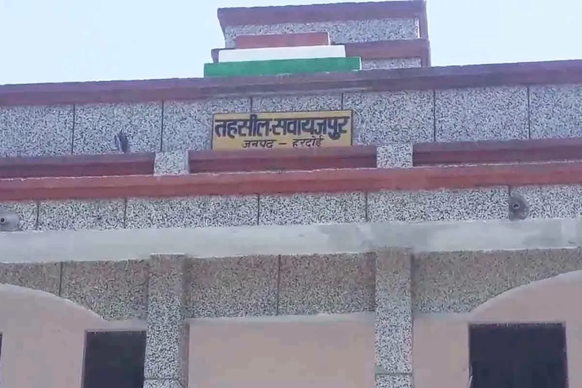 शिवानी सिंह बनीं सवायजपुर की नई एसडीएम, अंकित तिवारी का शाहाबाद तबादला