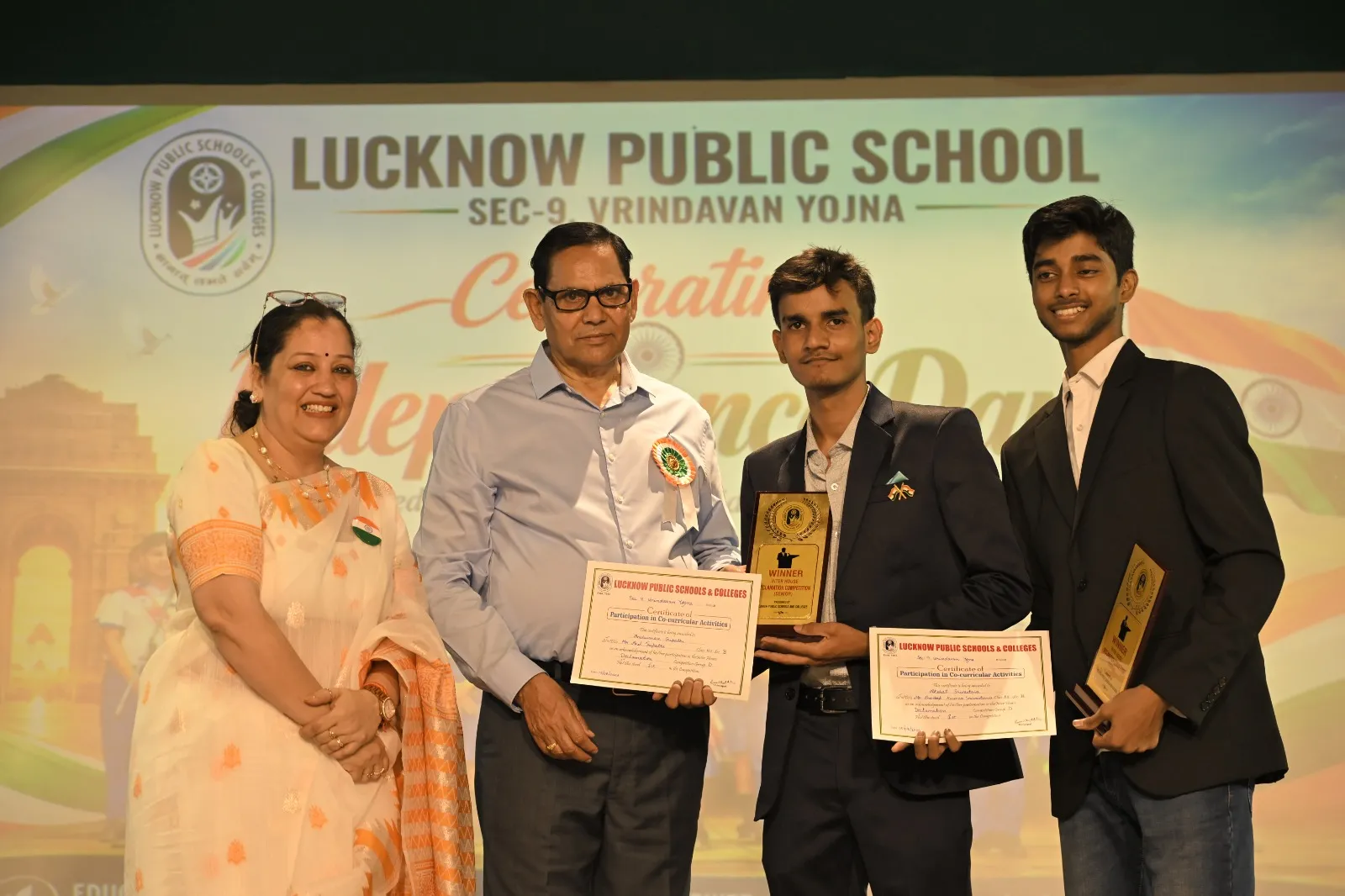 लखनऊ पब्लिक स्कूल्स एंड कॉलेजेज की सभी शाखाओं में 80वां स्वतंत्रता दिवस हर्षोल्लास के साथ मनाया गया।