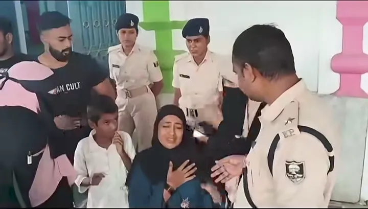 मस्जिद के इमाम की चाकू मारकर हत्या, इलाके में तनाव