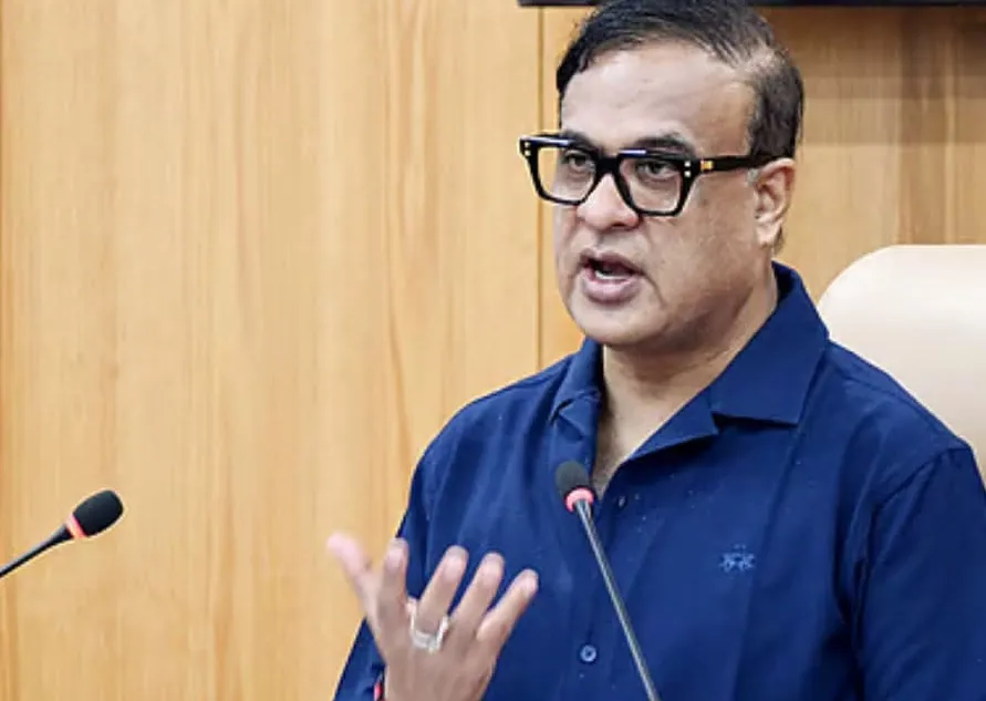 "डिस्ट्रिक्ट कमिश्नर का ऑफिस शाम 5 बजे बंद हो जाना चाहिए" -
