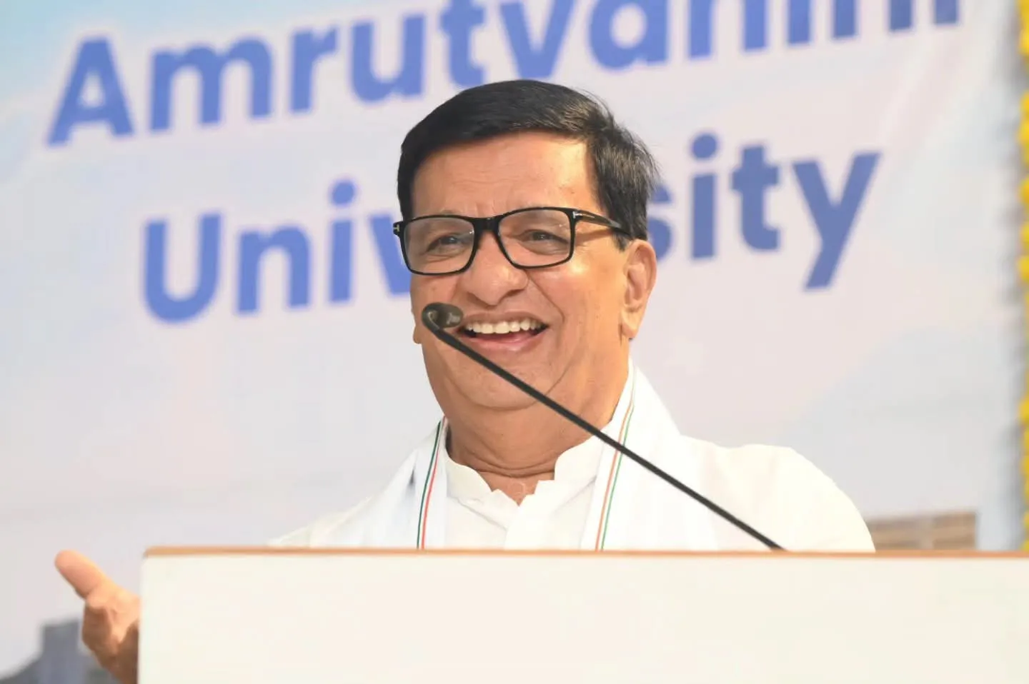 अमृतवाहिनी विश्वविद्यालय का उद्घाटन समारोह उत्साहपूर्वक संपन्न