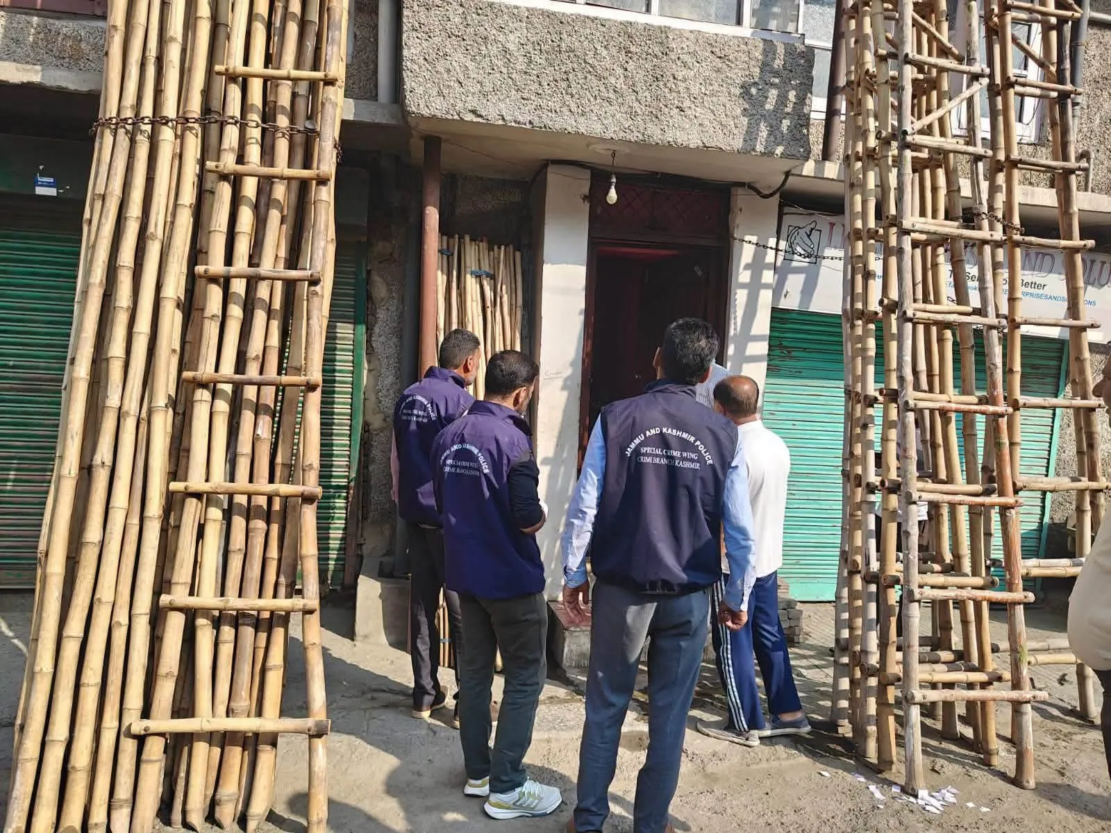 🚨 फर्जीवाड़े पर बड़ा एक्शन: J&K पुलिस भर्ती में फर्जी डिग्री और फर्जी जन्मतिथि का खेल उजागर