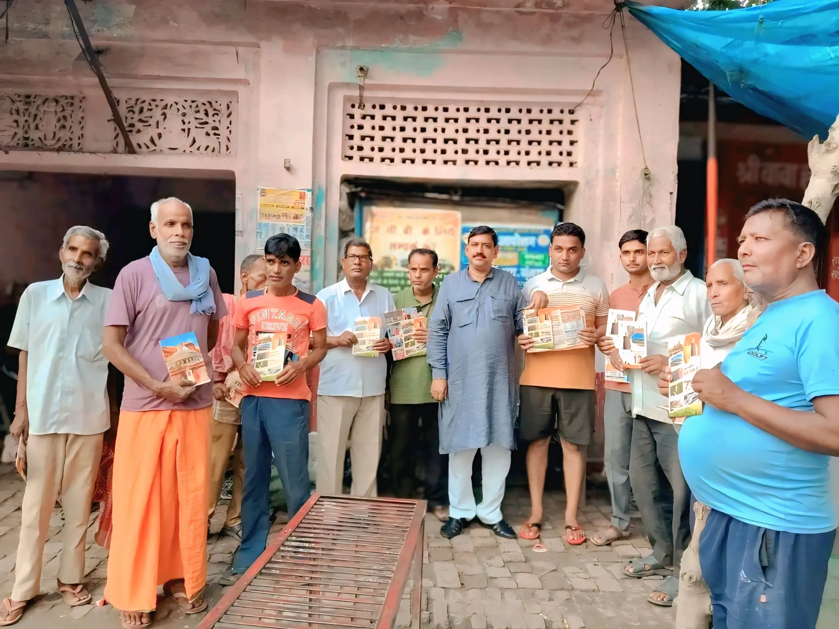 भाजपा नेता अरुण कुमार दीक्षित ने भगवंतनगर विधानसभा के गांवों में किया जनसंपर्क