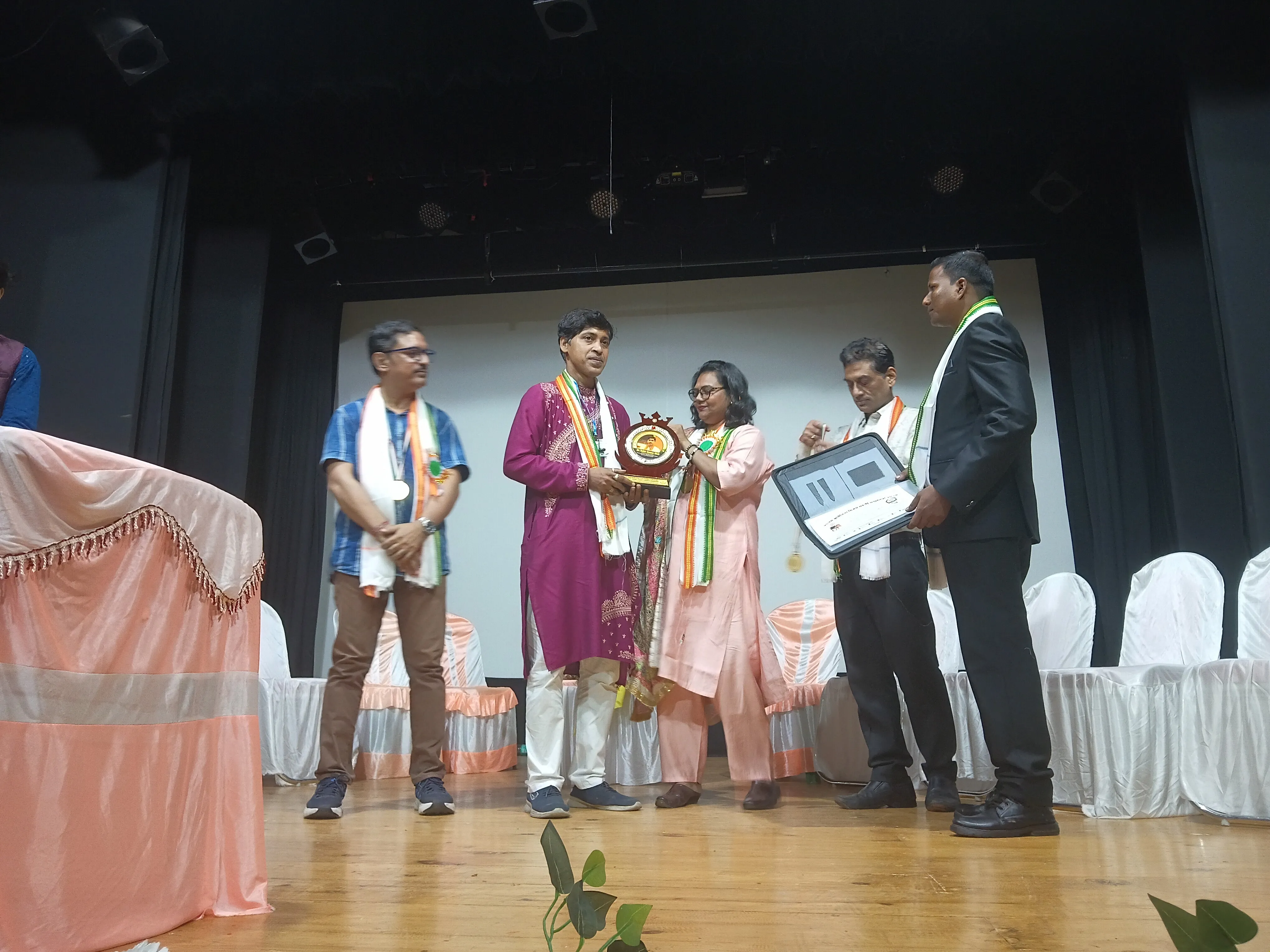 ন্যাশনাল একাডেমি অফ সাক্ষরতা এর পুরস্কার বিতরণী অনুষ্ঠান