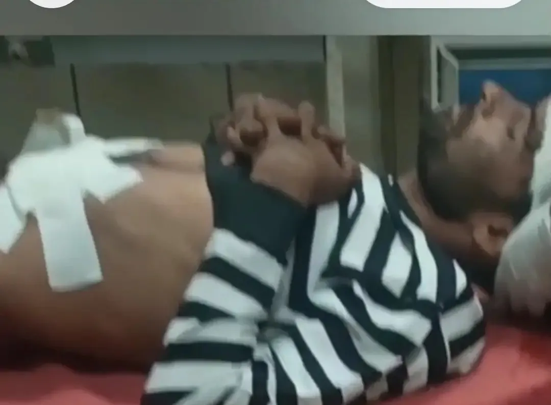 पत्नी द्वारा शराब पीने का विरोध करने पर पति ने खुद को पेट में मार लिया चाकू*