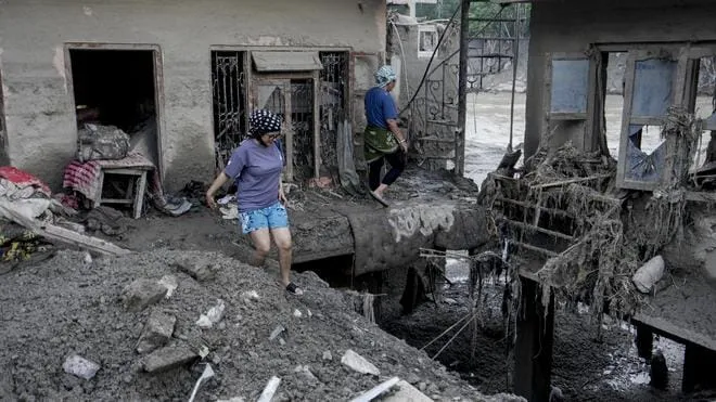 Nepal flash floods updates