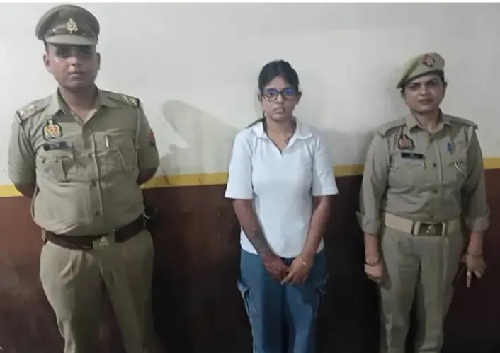 बरेली: हनीट्रैप में फंसाकर वसूली करने वाली शातिर महिला गिरफ्तार, 2 लाख ऐंठे; दोबारा मांग रही थी इतनी ही रकम!