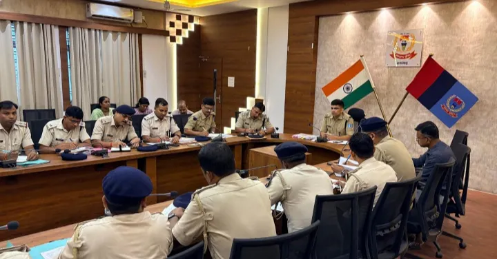 रामगढ़ पुलिस की अपराध नियंत्रण पर बड़ी कार्रवाई, 258 अपराधकर्मियों की डिजिटल प्रोफाइल तैयार