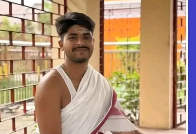 इनवर्टर का प्लग लगाते समय करंट लगने से 23 वर्षीय पुरोहित की मृत्यु
