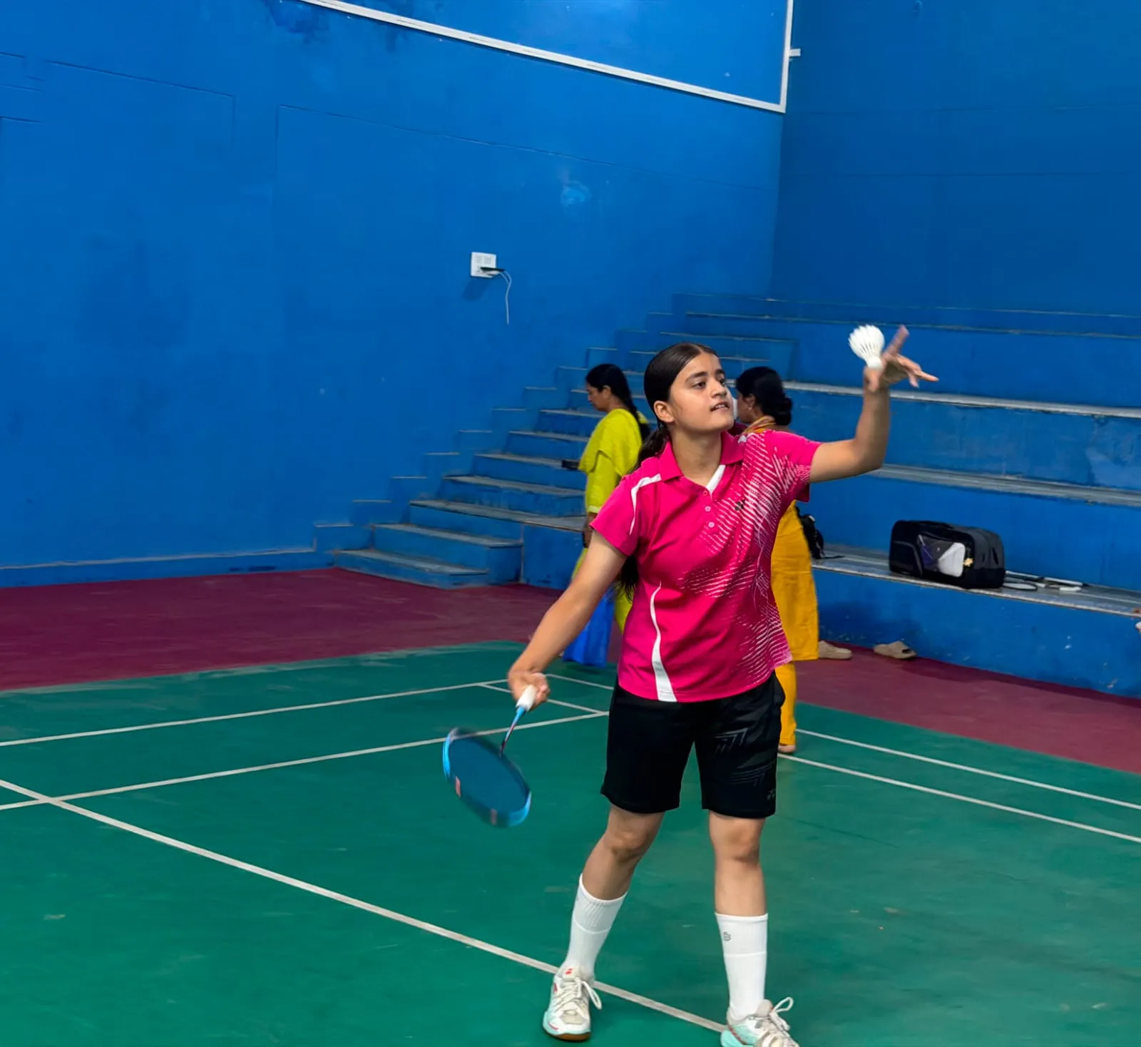 ग़ाज़ियाबाद के महामाया स्पोर्ट्स स्टेडियम में आयोजित जिला स्तरीय बैडमिंटन ट्रायल में 06 महिला खिलाड़ियों का चयन