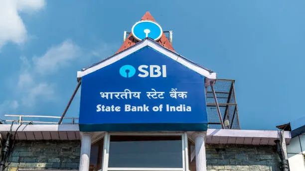SBI New Rules: एसबीआई में

खाता है तो तुरंत जान लें ATM के नए नियम, वरना फंस जाएगा पैसा