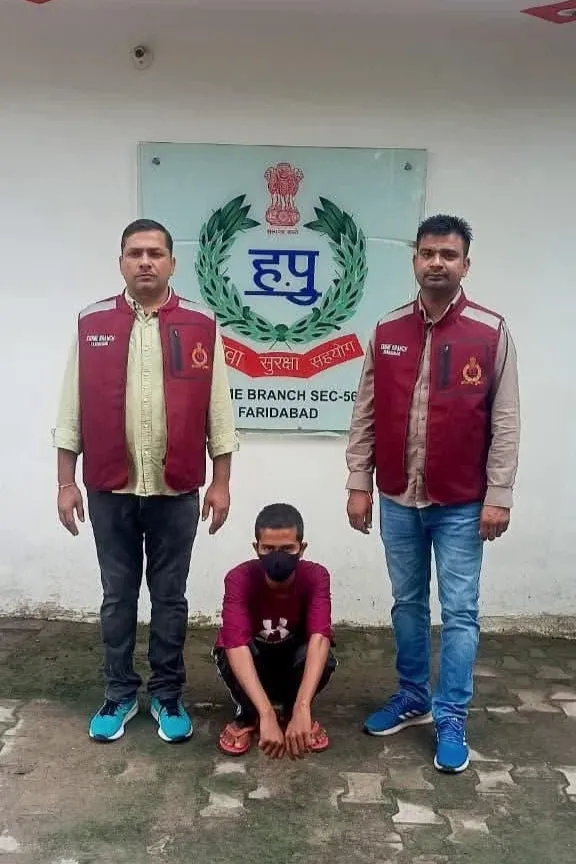 चोरी की एक मोटरसाइकील व स्कूटी बरामद, दो वाहन चोर गिरफ्तार, क्राईम ब्रांच सेक्टर-56 की कार्रवाई