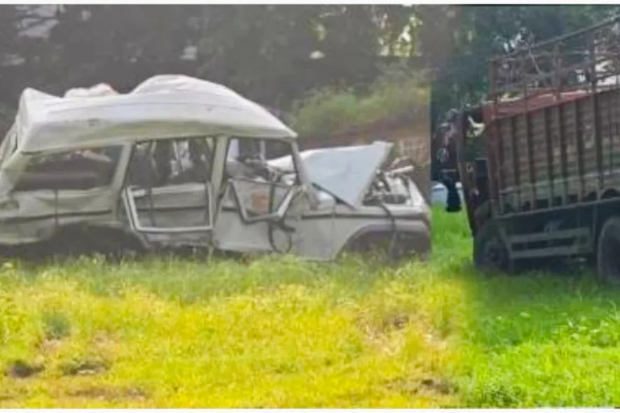 📰 गोंदिया-बालाघाट मार्ग पर भीषण हादसा: मजदूरों से भरी पिकअप को ट्रक ने मारी जोरदार टक्कर, 3 साल के मासूम समेत 6 की मौत