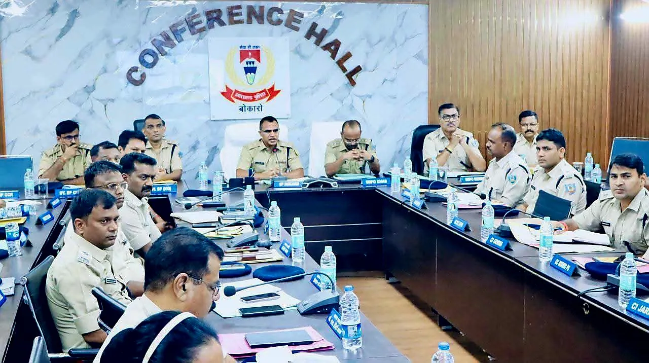 🚨 #BreakingNews | #Bokaro : अगस्त में पुलिस का बड़ा एक्शन, 439 मामलों का निष्पादन !