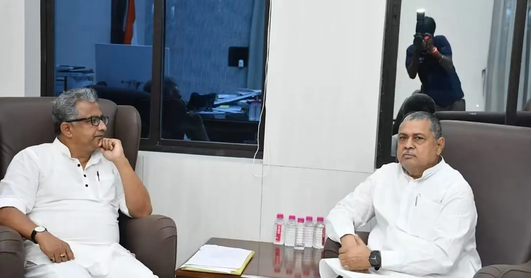 पूर्णिया विधायक के पटना प्रवास के क्रम में बिहार सरकार के माननीय नगर विकास एवं आवास मंत्री और राजस्व मंत्री से मुलाकात