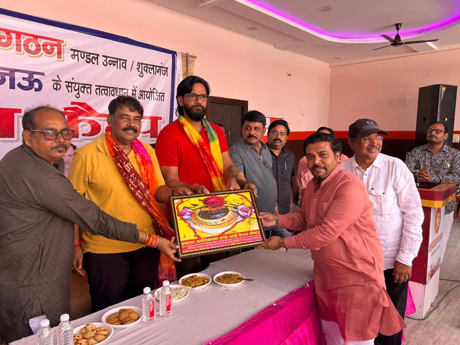 शुक्लागंज में मेगा हेल्थ कैंप, 150 से अधिक लोगों ने उठाया निशुल्क स्वास्थ्य सेवाओं का लाभ