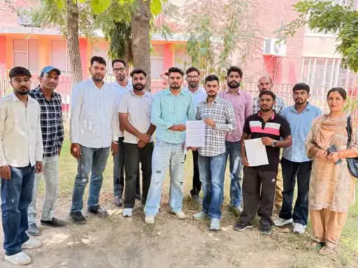 सिरसा में CM सैनी से मिले JBT अभ्यर्थी: 14 साल से लंबित ROH भर्ती शुरू करने की मांग, भर्ती कैलेंडर जारी करने की अपील