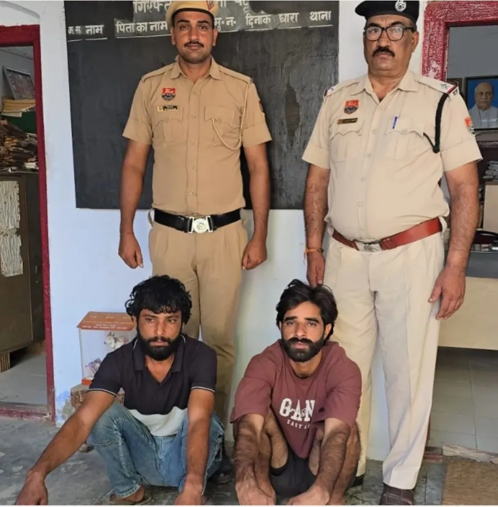 पहले मांगा दो लाख का हफ्ता, फिर दी जान से मारने की धमकी, घर में की तोड़फोड़।