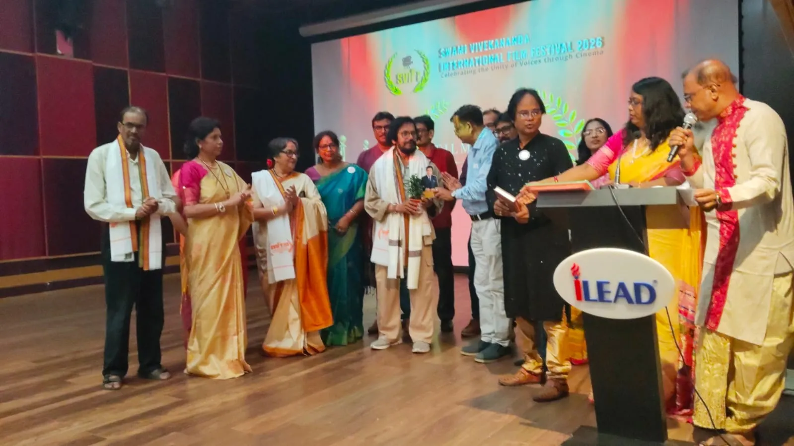 কলকাতা: স্বামী বিবেকানন্দ আন্তর্জাতিক চলচ্চিত্র উৎসবের সমাপ্তি ও পুরস্কার প্রদান