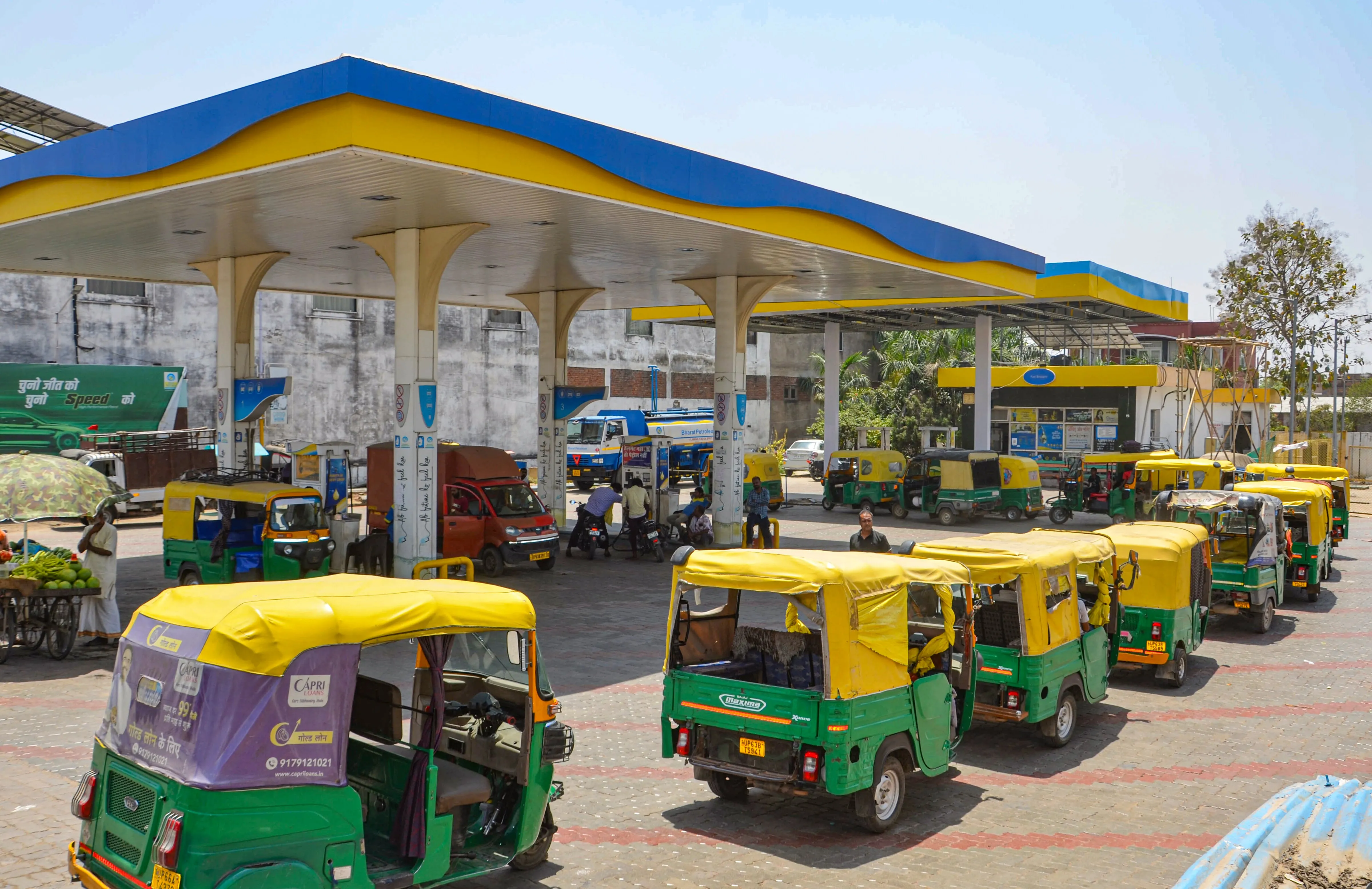 एक NCR,दो कानून': दिल्ली बॉर्डर पार करते ही फरीदाबाद में क्यों जेब काट रही है CNG? जानिए इस 'अतार्किक' महंगाई का पूरा सच