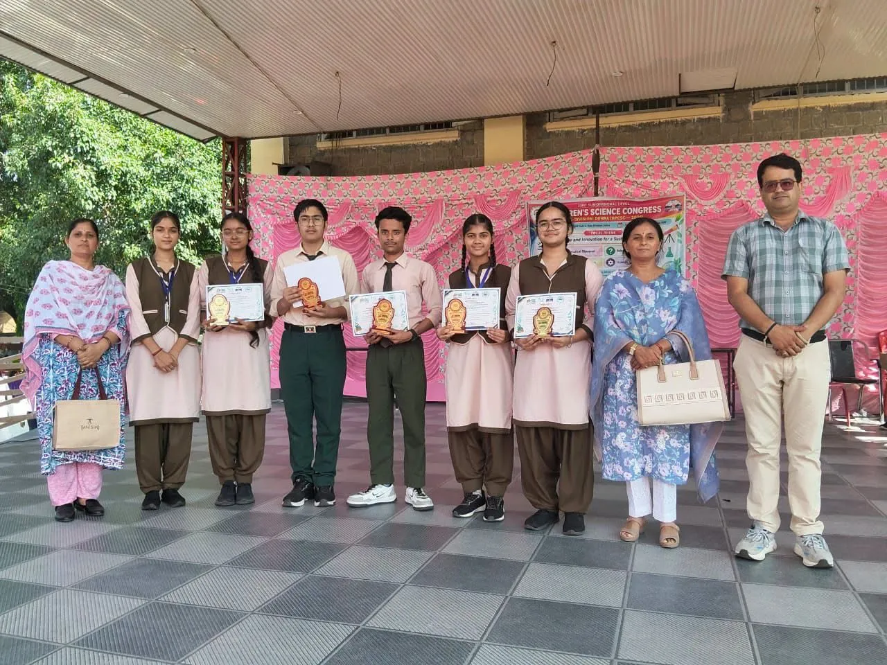 देहरा: GSSS चनौर ने चिल्ड्रेन साइंस कांग्रेस में जीती ओवरऑल ट्रॉफी