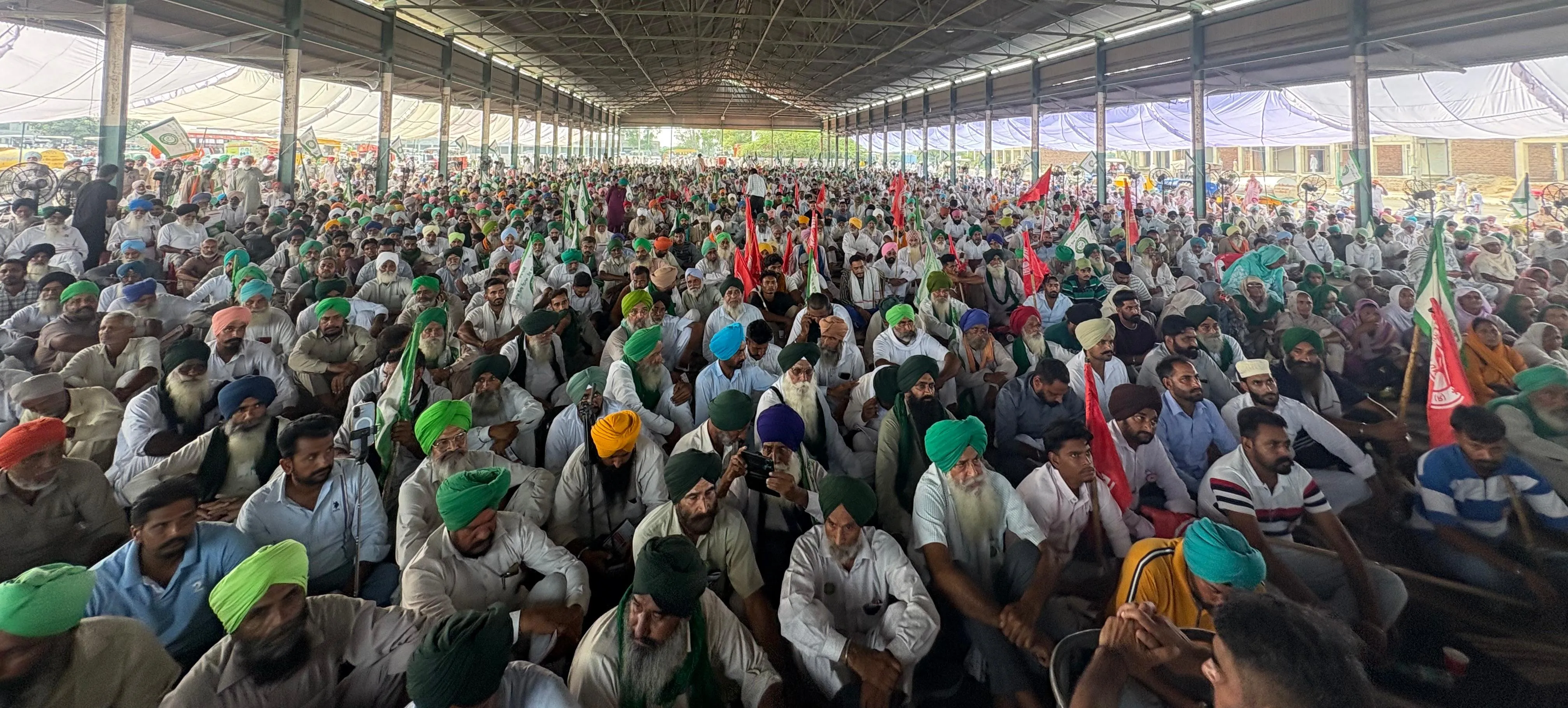 ਜ਼ਮੀਨ ਬਚਾਓ ਤੇ ਜਬਰ ਵਿਰੋਧੀ ਕਿਸਾਨ ਪੰਚਾਇਤ ’ਚ ਕਿਸਾਨ ਆਗੂਆਂ ਨੇ ਸਰਕਾਰ ਦੀਆਂ ਨੀਤੀਆਂ ’ਤੇ ਚੁੱਕੇ ਸਵਾਲ