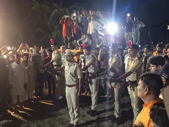 ब्रेकिंग न्यूज खेरागढ़: CISF जवान उदयवीर सिंह का आकस्मिक निधन, सांसद-विधायक समेत जनप्रतिनिधियों ने दी श्रद्धांजलि
