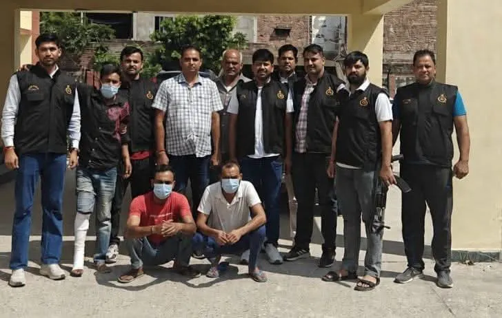 जान से मारने की नीयत से गोली चलाने मामले में चंद घंटों में तीन नामजद आरोपी दबोचे, वारदात में प्रयुक्त मोटरसाइकिल बरामद।*