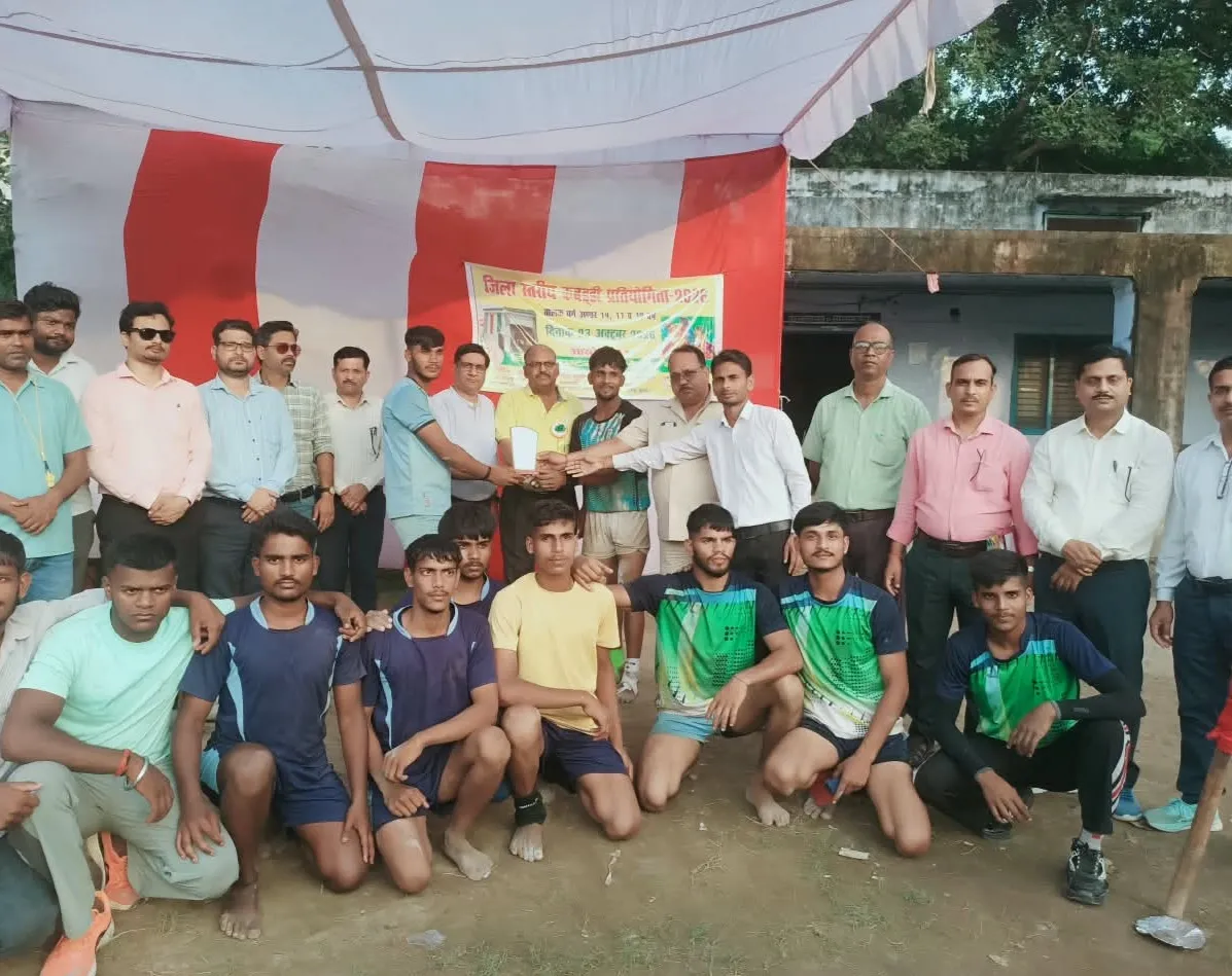 बरेली चन्द्र शेखर आजाद इंटर कॉलेज गैनी बना ओवरऑल चैंपियन