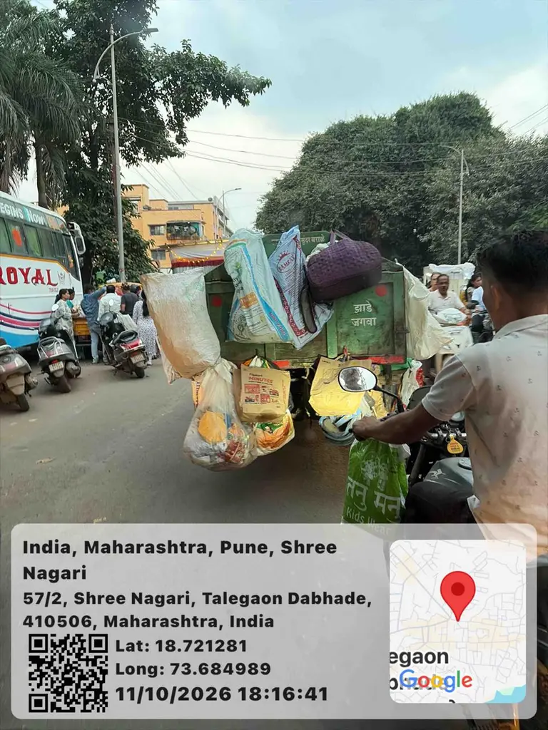 मावळ तालुका तळेगाव दाभाडे नगरपरिषदेचे कचरा वाहतुकीकडे दुर्लक्ष; बेशिस्त वाहनांमुळे नागरिकांचा जीव धोक्यात!