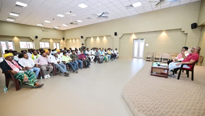 RANCHI : मुख्यमंत्री हेमन्त सोरेन से संथाल समाज के संयुक्त प्रतिनिधिमंडल ने की मुलाकात