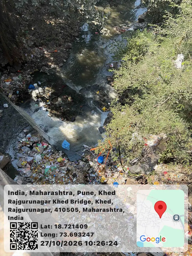 पुणे जिल्हा खेड तालुका राजगुरुनगर भीमा नदीत ड्रेनेजचे पाणी, कचऱ्याचे ढीग; राजगुरुनगरमध्ये पाणीप्रश्न गंभीर!