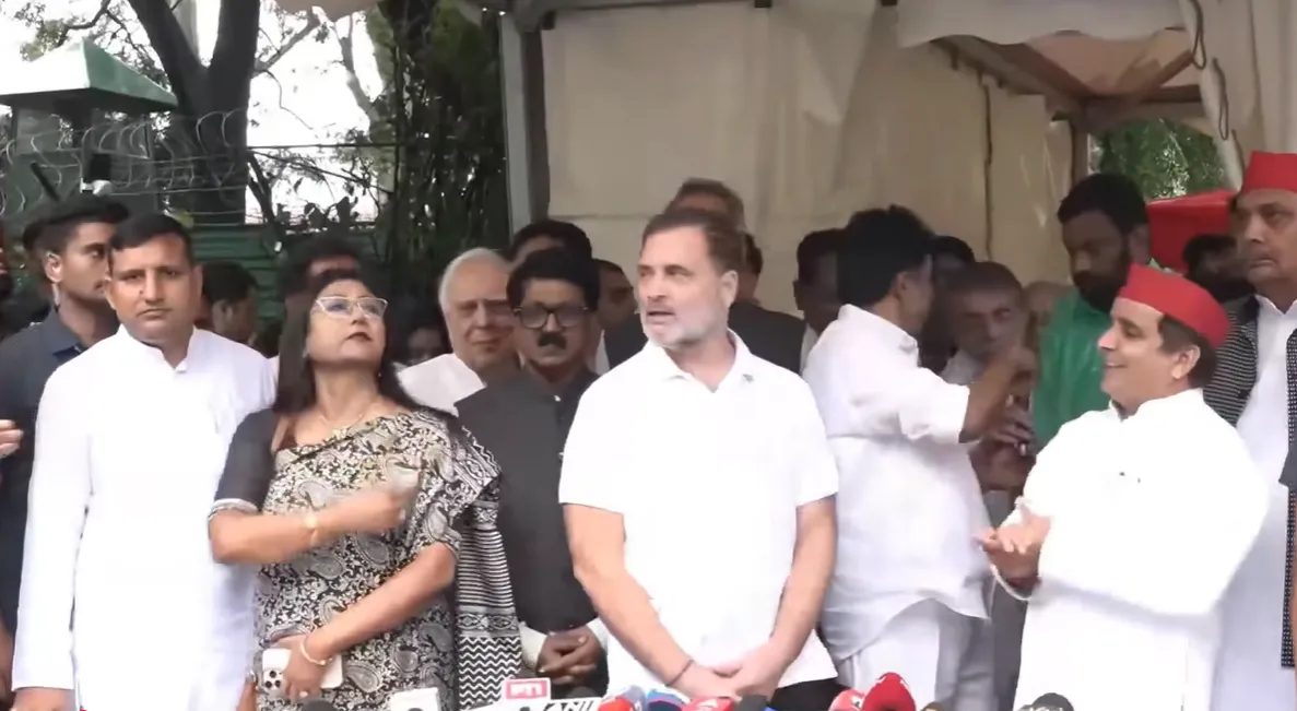 विशेष प्रेस ब्रीफिंग: लोकसभा में विपक्ष के नेता राहुल गांधी और INDIA गठबंधन के नेताओं का बड़ा बयान  Press Briefing |