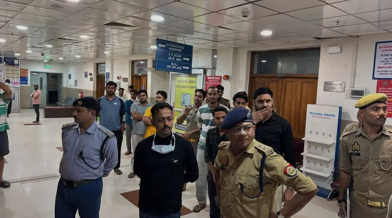 वाराणसी लंका थाना क्षेत्र में सिपाही को लगी गोली, BHU ट्रॉमा सेंटर में भर्ती, हालत गंभीर