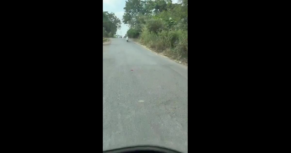 वडगाव मावळमध्ये रस्त्याची वर्षभरातच दुरवस्था! विशाल लॉन्स ते पाच पावली खंडोबा मंदिर मार्गाकडे नगरपंचायतीचे दुर्लक्ष?