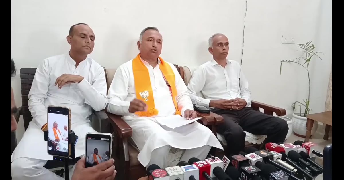 भाजपा जिला प्रवक्ता ने सांसद कुमारी सैलजा के इस्तीफे की उठाई मांग