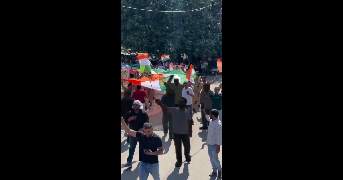 हरिद्वार : भाजपा विधायक एवं कैबिनेट मंत्री मदन कौशिक के नेतृत्व में निकाली गई तिरंगा यात्रा
