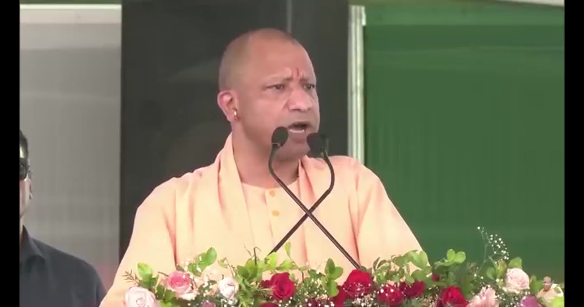*UPTET में पास हुए अभ्यर्थियों के लिए  भर्ती का विज्ञापन  जल्द जारी होगा -सीएम योगी*