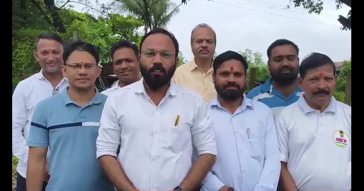 गोठेघर पुलाखालील खड्डे तात्काळ भरा; अन्यथा खड्ड्यात बसून 'भजन आंदोलन' करणार! – वसंत पानसरे