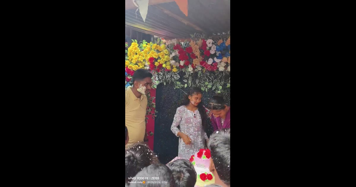 शिक्षक दिवस पर छातापुर में बच्चों ने शिक्षकों का सम्मान किया, कार्यक्रम में गीत, भाषण और संस्कृतिक प्रस्तुतियाँ रहीं।"6