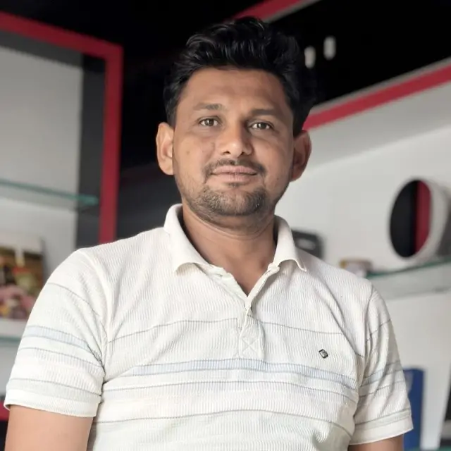 Dineshbhai Khemasibhai Chaudhari