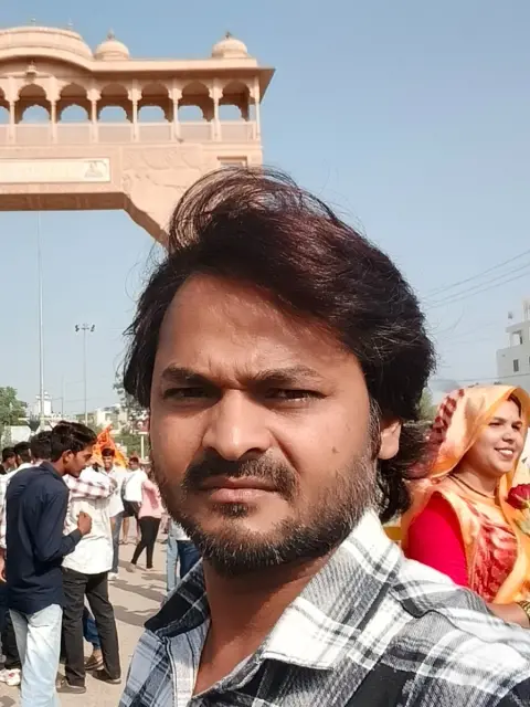 Firoz